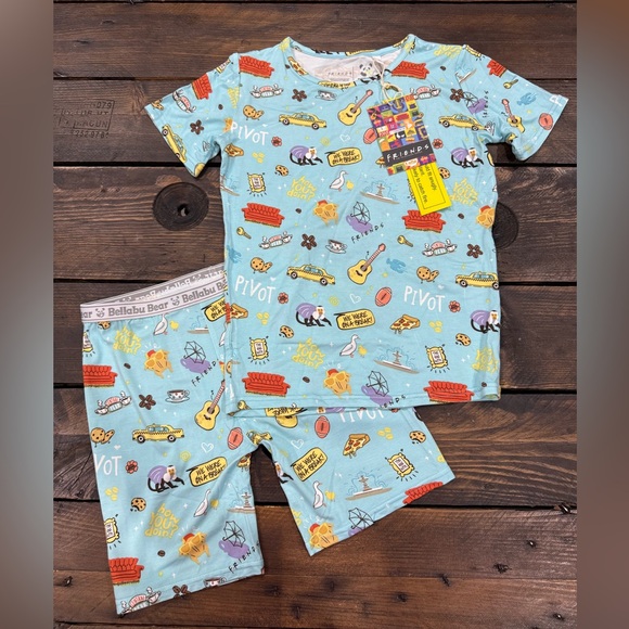 Bellabu Bear Other - Kids Pajamas - Friends Theme - NWT